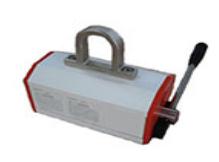 汽修作業中的永磁起重器